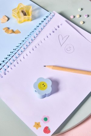 NEXT pliiatsiümbris koos kirjatarvikutega, AJ0696 